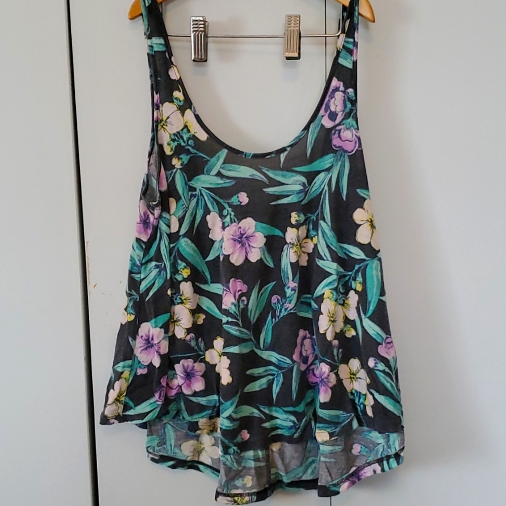 American Eagle Aloha Tank xs